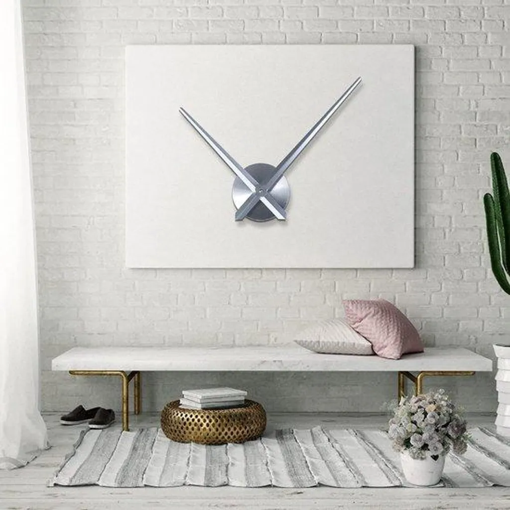 Horloge murale moderne argentée à deux aiguilles - Design 3D Minimaliste