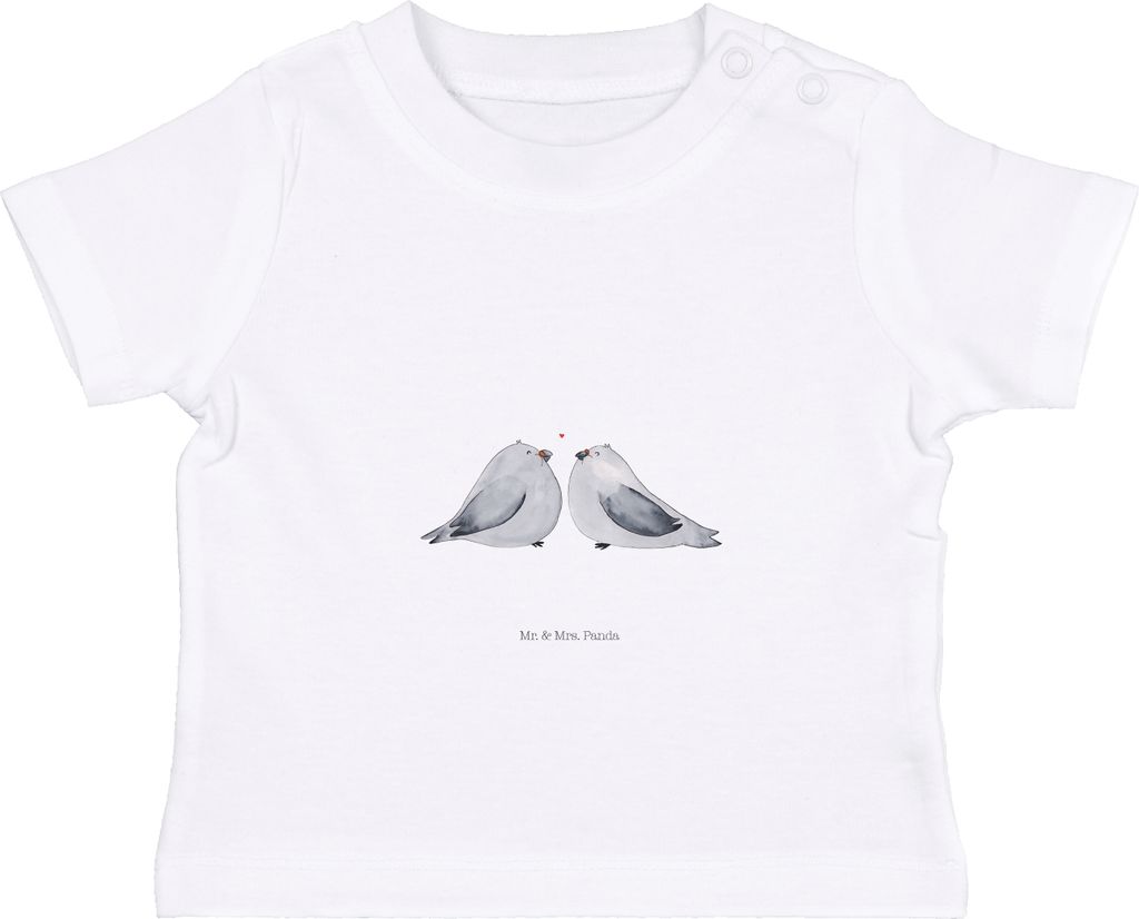 Mr. & Mrs. Panda Babyshirt Turteltauben Liebe 0. - 6. Monat - Weiß - Geschenk, Freundin, Hochzeit, Baby Shirt, Baumwolle, Hochzeitstag, T-Shirt, K...