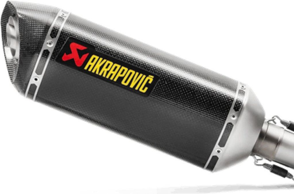 Akrapovic Endschalldämpfer CF