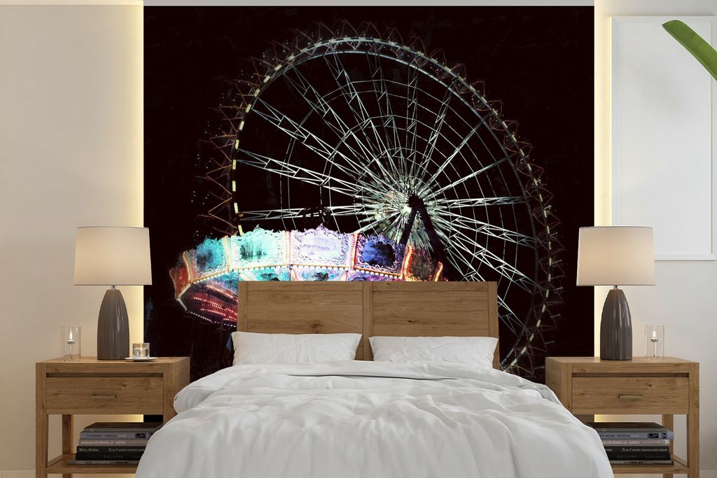 MuchoWow Fototapete für Wohnzimmer oder Schlafzimmer Wandtapete Vinyl Motivtapete Riesenrad und Karussell in der Nacht - 300x300 cm - Wanddekora...