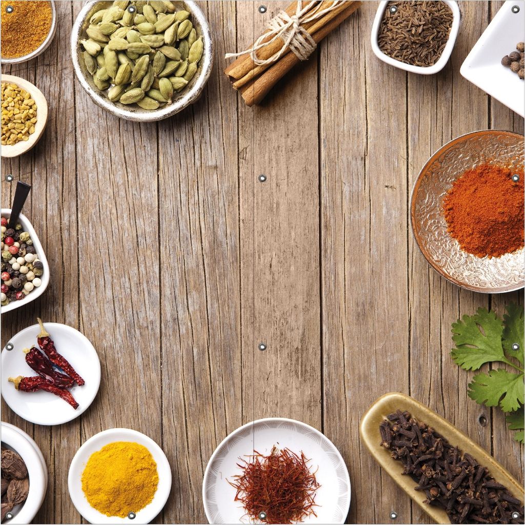 Wallario Outdoor-Poster für Garten oder Balkon, Motiv Gewürze in Schüsseln auf einem alten Holztisch in der Küche, in ca. 180 x 180 cm