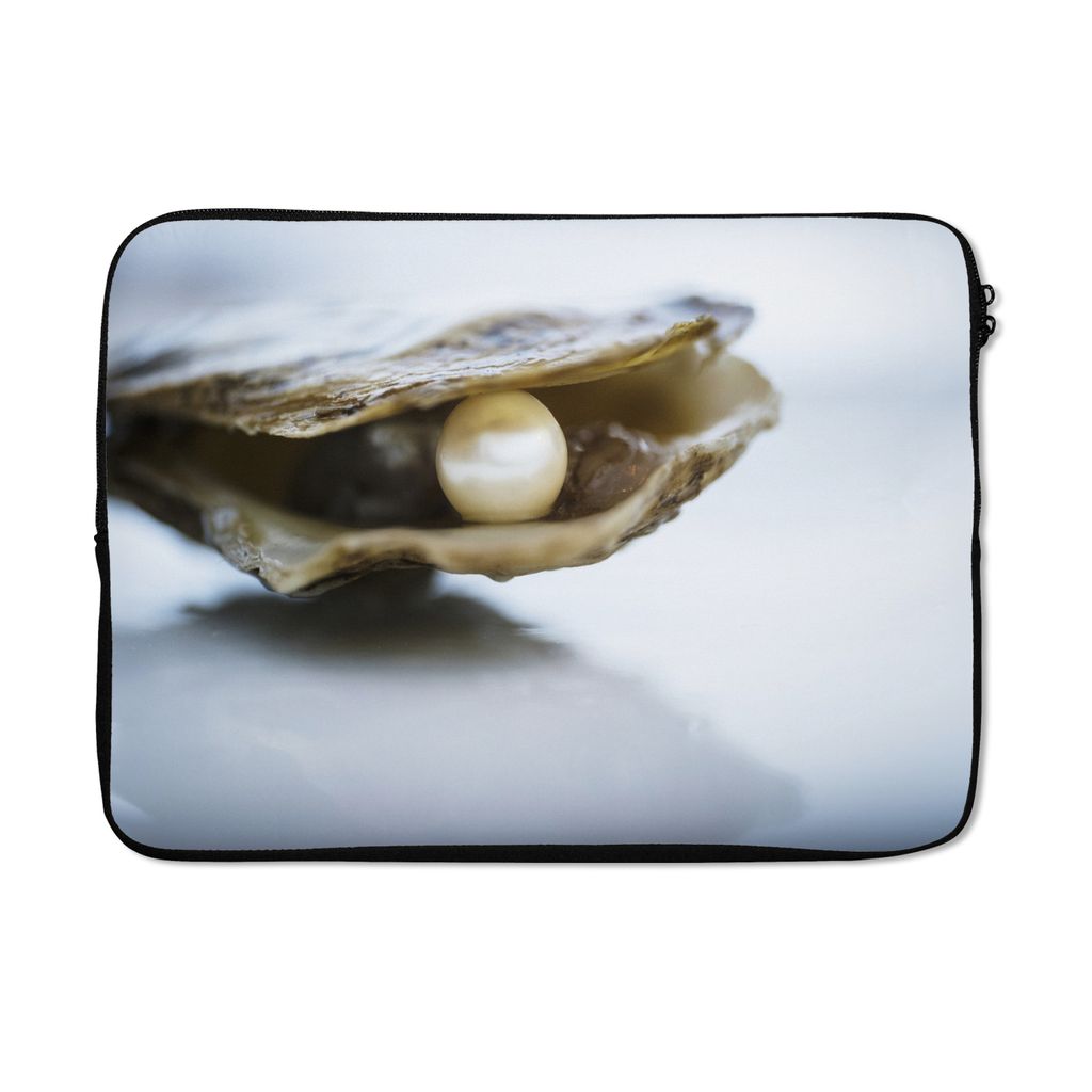 MuchoWow Laptop Hülle 13 Zoll Perle in einer Austernschale Laptoptasche - Laptophülle - Sleeve - Rundumschutz