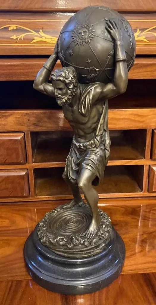 Statue Homme en Bronze Art Nouveau Décoration de Bureau Luxe 14x14x33cm