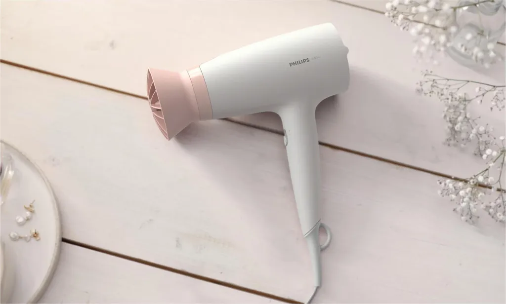 Sèche-cheveux doux Philips 3000 1600W avec embout ThermoProtect