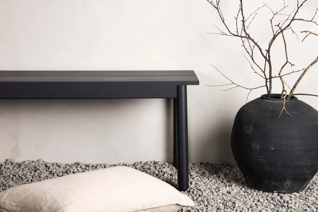 Banc Extérieur Modena Noir Résistant aux UV - Style Minimaliste Chic