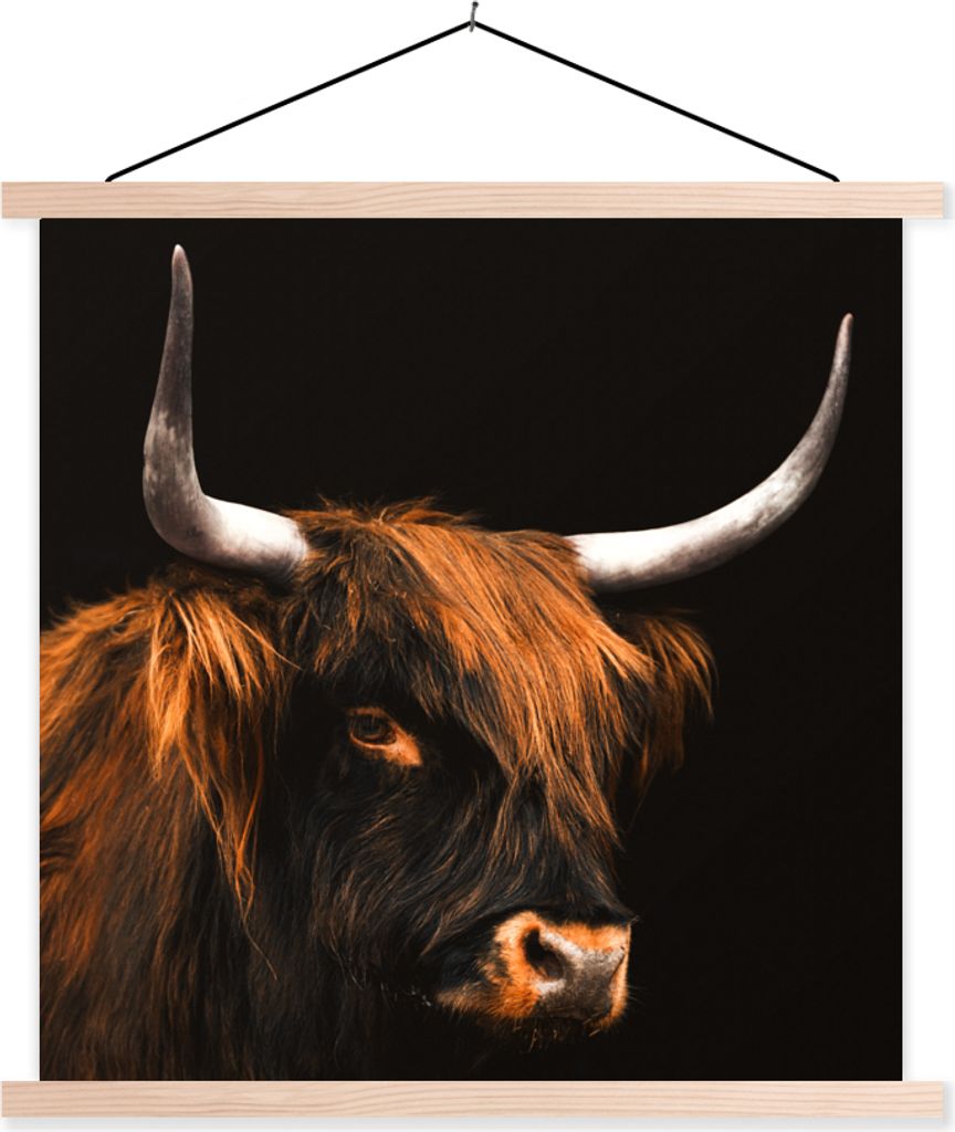 MuchoWow Textilposter Schottisches Hochlandrind - Kuh - Schwarz 120x120 cm mit holzfarbenen Rahmen - Textil-Poster
