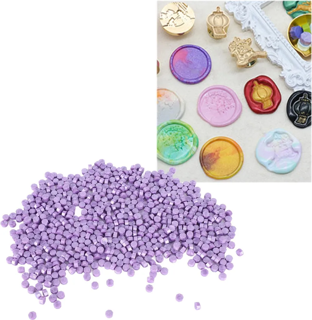 Sceller des enveloppes avec les perles de cire violettes pour invitations - 4