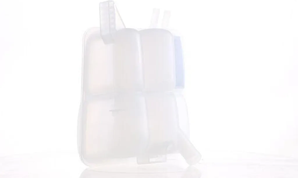 Vase d'expansion MAHLE CRT 197 000S pour FORD Focus II bicorps (DA)