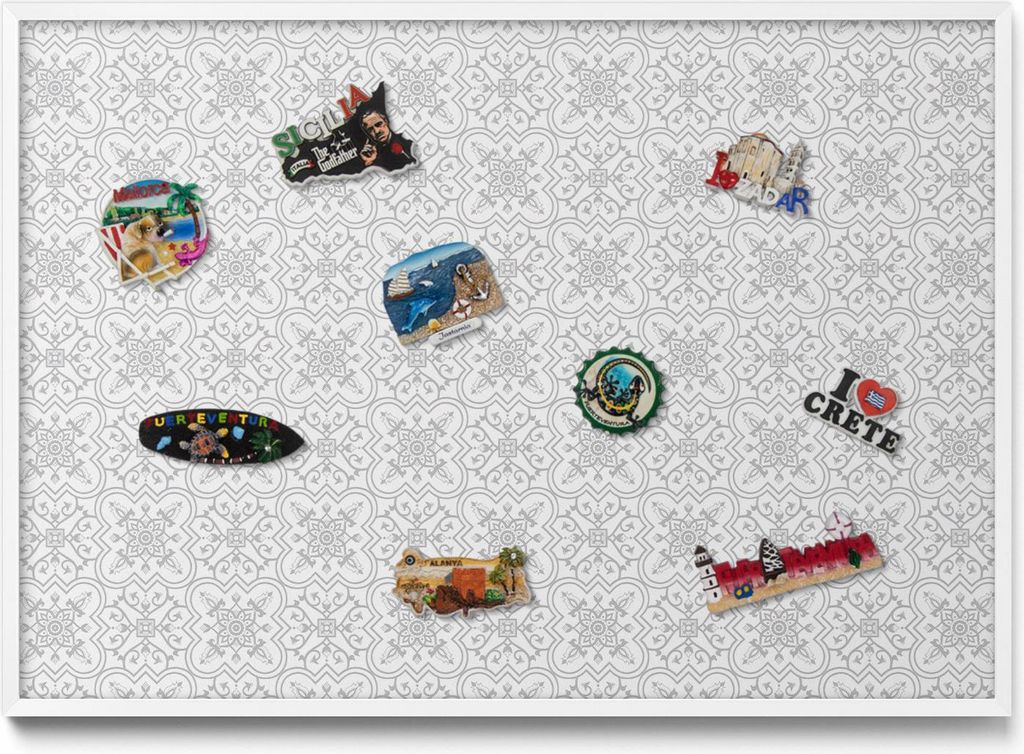 Magnettafel 100x70 cm – Weißer Rahmen – Regelmäßiges Ornamentmuster – Magnetwand, Memoboard – Metall Magnetische Tafel, Küche