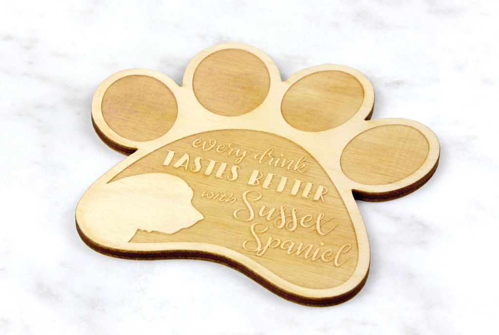 Sussex Spaniel - Tasse Untersetzer, graviert Untersetzer mit Hund, Geschenk für Hundeliebhaber von Art-Dog Marke