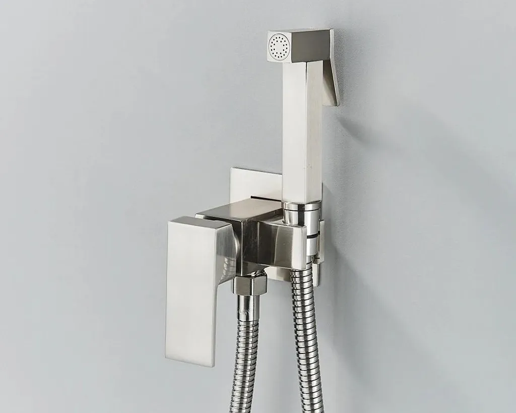 Douchette bidet jet horizontal en nickel brossé - Mitigeur eau chaude
