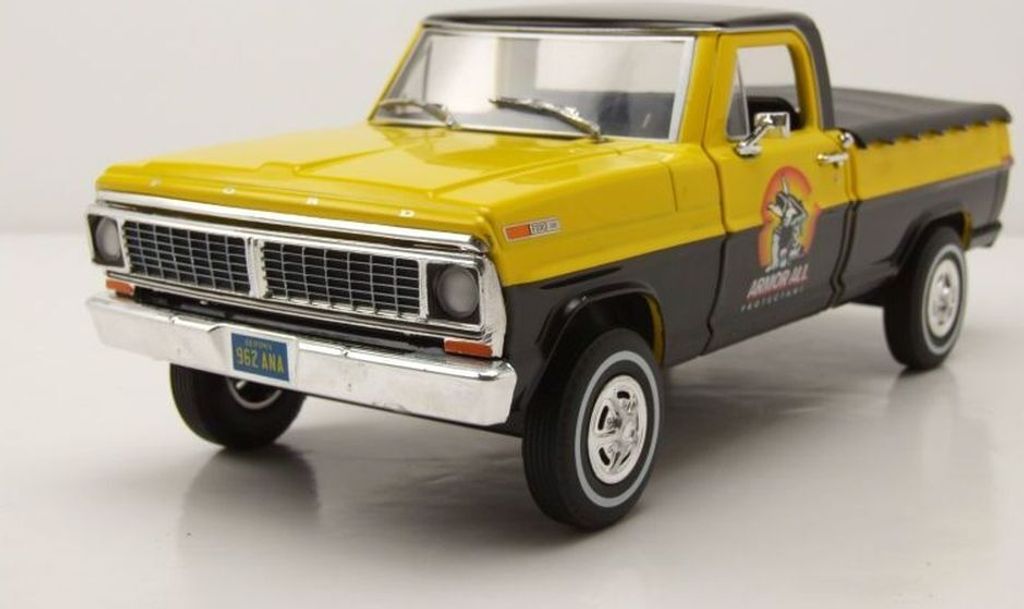 Greenlight Collectibles 85063 Ford F-100 Pick Up Bed Cover 1968 gelb schwarz Armor All 1:24
