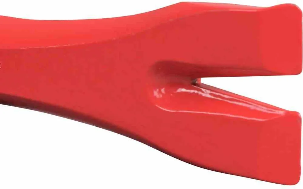 Extraire des clous difficiles avec le fer hexagonal 700x18mm Ironside - 4