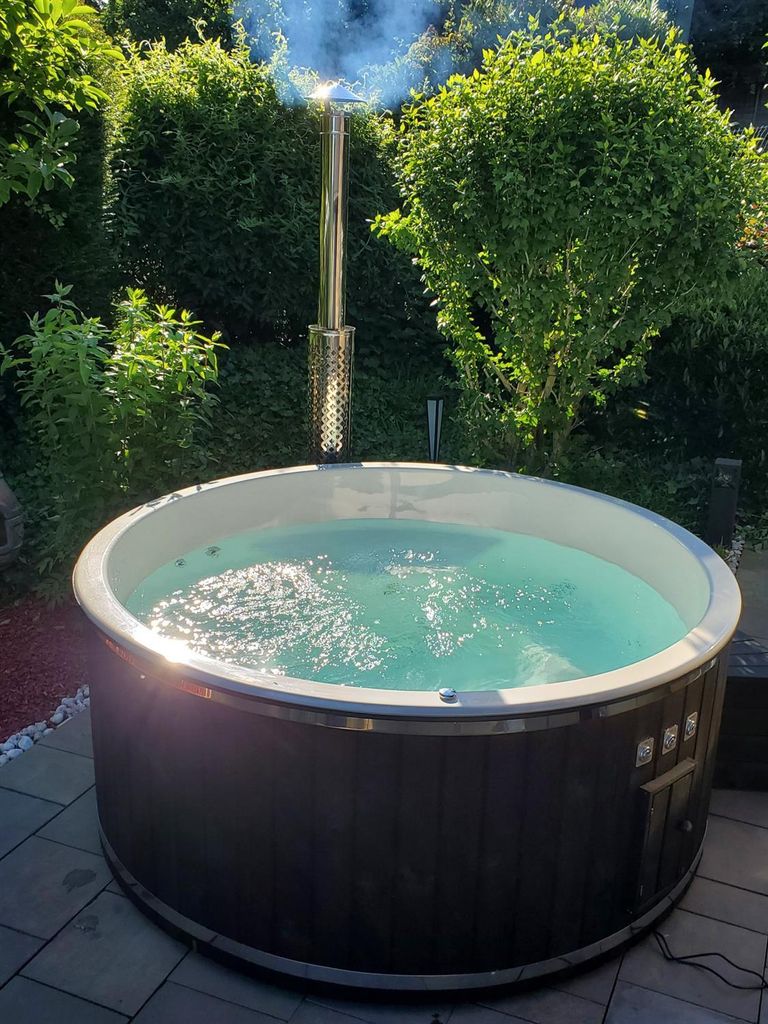 Badefass 200cm mit 30 KW Holzofen Hottube mit Abdeckung und Produktbild 2