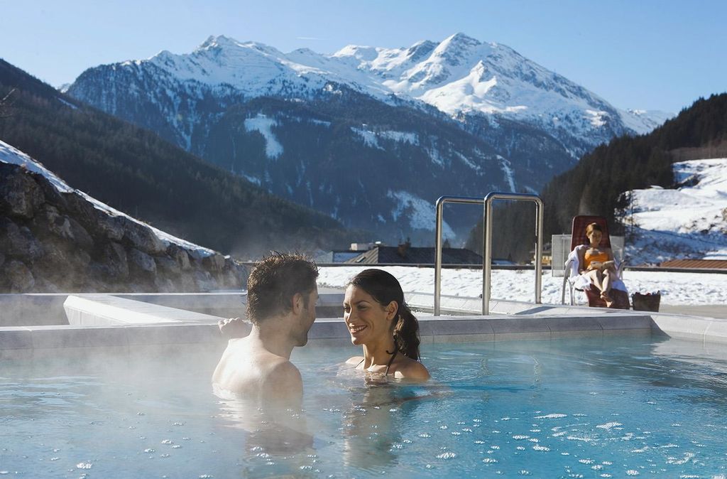 mydays Thermenurlaub in Bad Gastein für 2 (1 Nacht); Erlebnis verschenken oder selbst erleben; Gutschein für 2 Person(en)