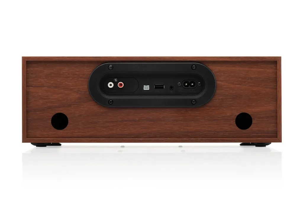 Mini Tour JVC RD-E761 Design Bois avec Bluetooth et Puissance Stéréo Pure