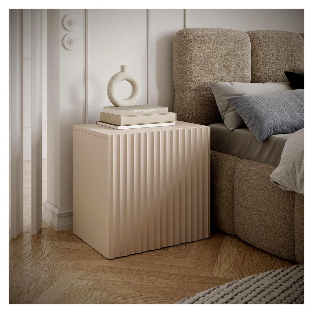 Moderner Nachttisch 50 cm in elegantem Kaschmirbeige – Stauraum mit 2 Ablagen, Push-to-Open & ABS-Kanten. Ideal als stilvolle Nachtkommode im Sch...