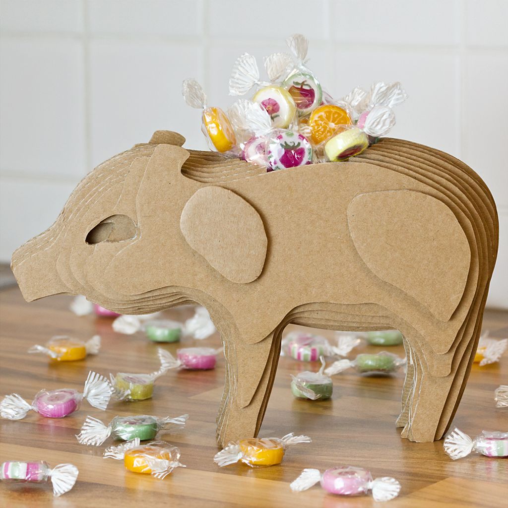 Deko Schwein Dekoschwein Glücksschwein Glücksbringer aus Pappe Dekofigur für Geburtstag Silvester Neujahr Geschenk Medium Kingpower
