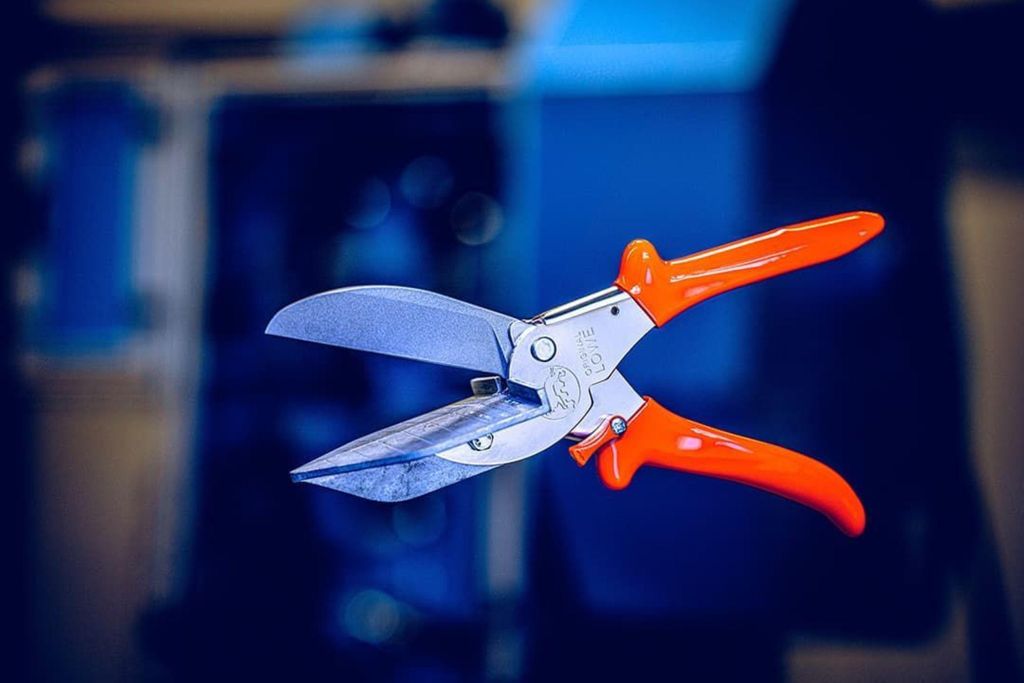 Original LÖWE 3 Kabelkanalschere für Kunststoff mit 45° Anschlägen