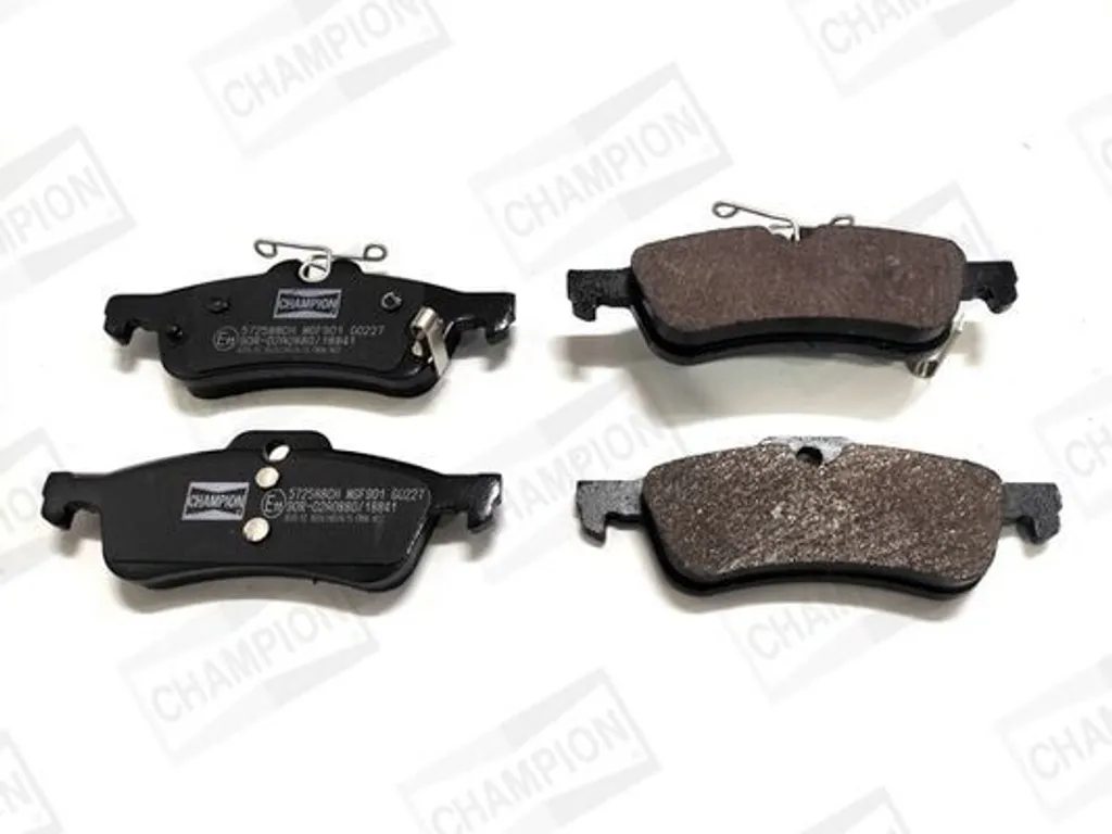 Plaquettes de frein CHAMPION 572588CH pour Toyota Yaris P13 et P9