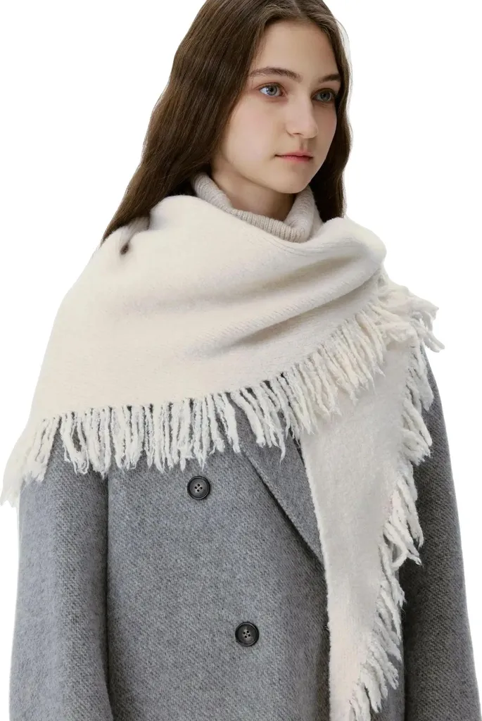 Sciarpa Lana Beige Morbida Lavorazione a Maglia Elegante | Made in Italy