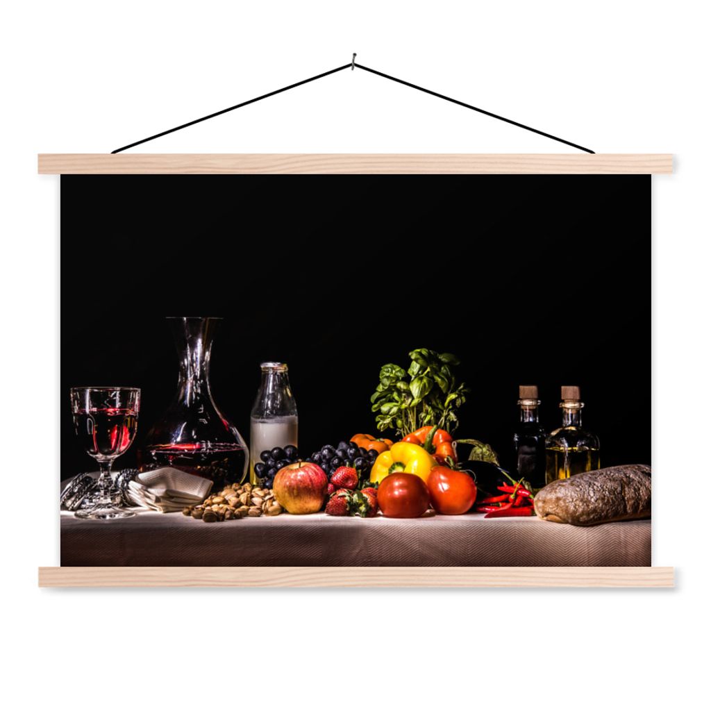 MuchoWow Textilposter Stilleben - Essen - Trinken - Obst - Schwarz 60x40 cm mit holzfarbenen Rahmen - Bilder
