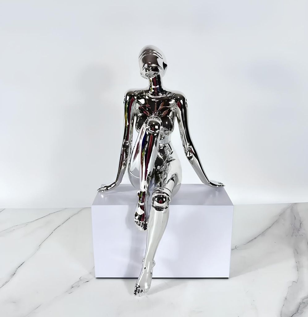 Duża statuetka Genoid Cyberpunk autorstwa Hajime Sorayama Zdjęcie produktu 