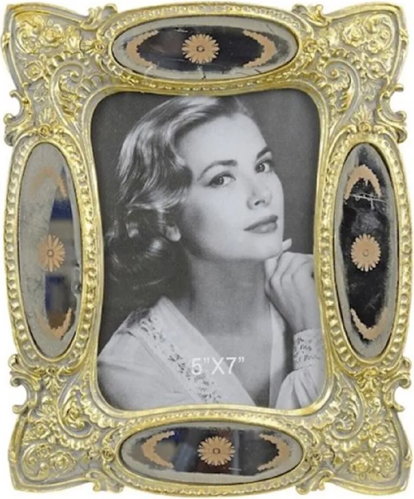 Cadre Photo Baroque Doré et Multicolore avec Ornements Classiques