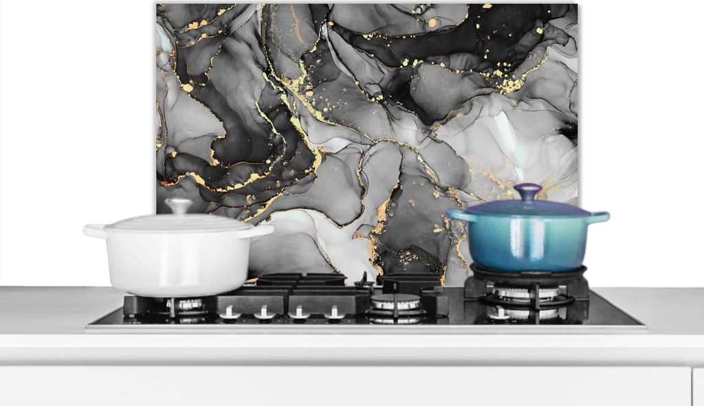 KitchenYeah Spritzschutz Küche - Küchenrückwand - Wandschutz für Herd und Spüle - Marmor - Schwarz - Gold - Grau 70x50 - Alu-Dibond (Altern...