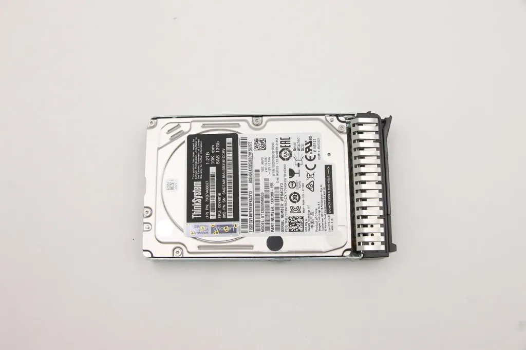 Disque Dur Lenovo 00YK016 1.2TB 10K SAS 12Gbps 2.5'' Hot-Swap Original