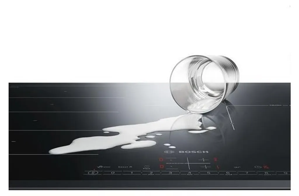 Plaque induction Bosch PVS645HB1E idéale pour cuisiner de grands plats - 14