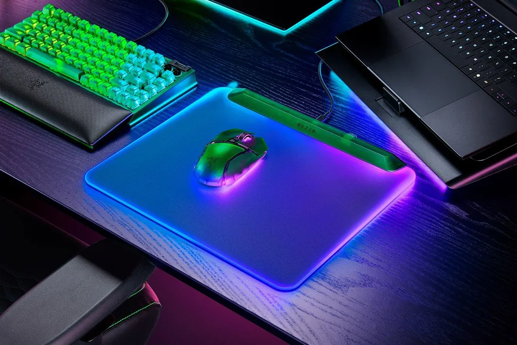 Tapis de souris Razer Firefly V2 Pro idéal pour le streaming de jeu