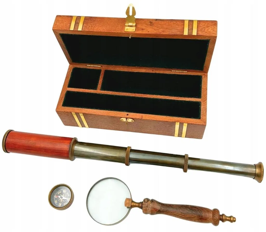 Coffret cadeau rétro NC102369 : Lunette, boussole et loupe de marine