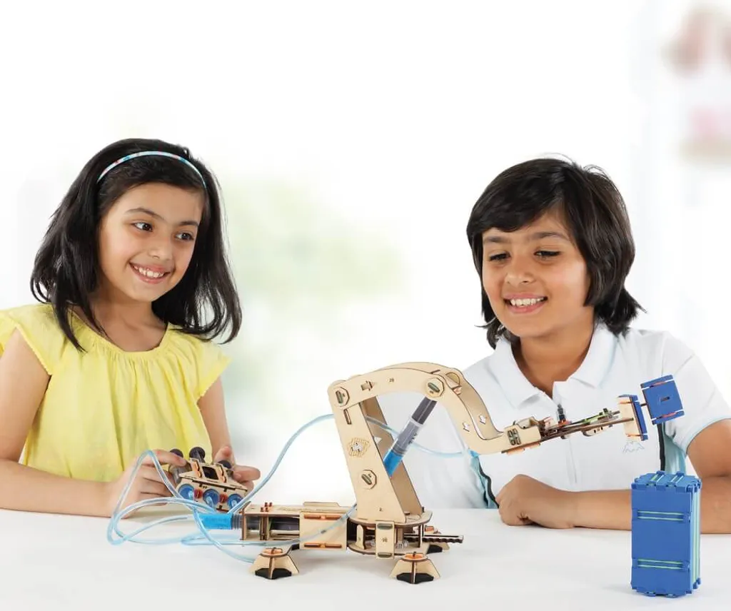 Smartivity Smrt1018 le jeu pour apprendre la mécanique sans écran