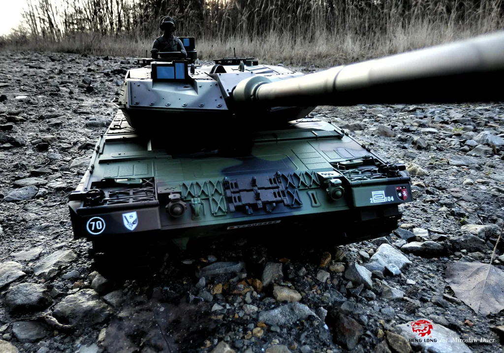 Char Leopard 2A6 RC 1/16 Camo pour Simulation de Combat et Collection - 7