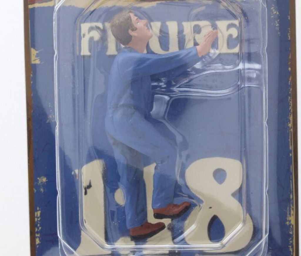 Figur Mechaniker Darwin schiebend für 1:18 Modelle American Diorama