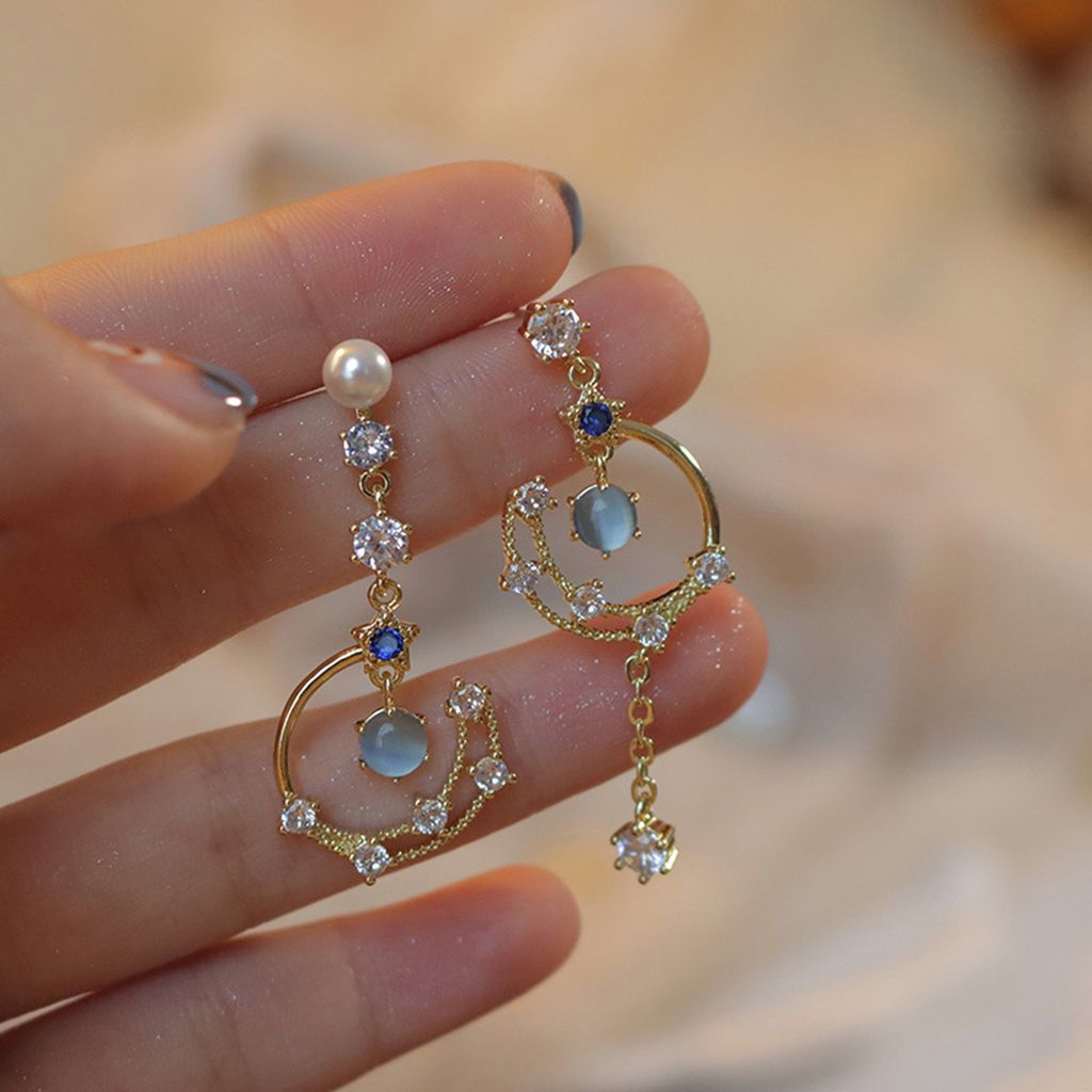 1 Paar Damen-Ohrringe, glänzende Strasssteine, eingelegt, asymmetrischer Mond, silberfarben, Legierung, Schmuck, Anzieh-Accessoires, Damen, lange ...