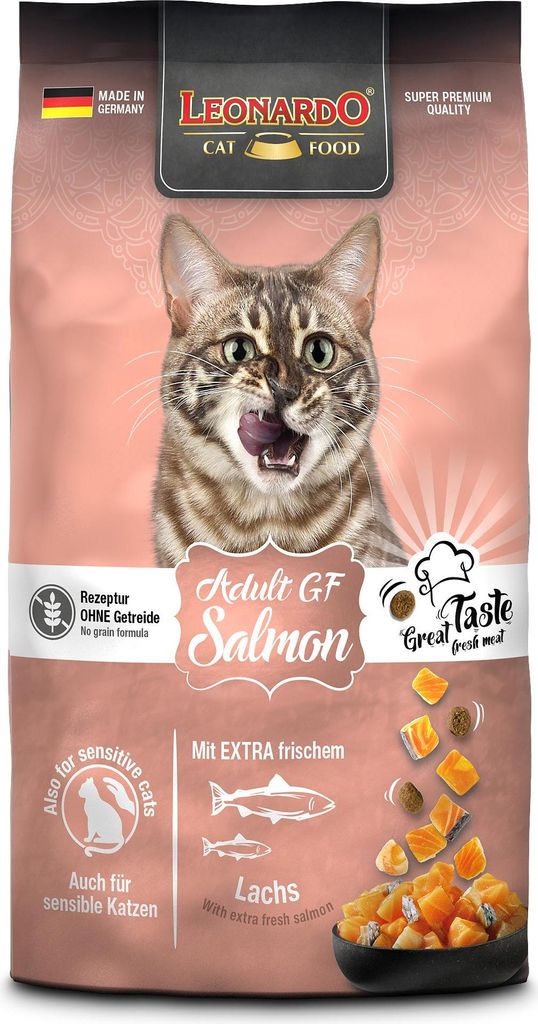 A bag of Leonardo Adult Salmon GF cat food.