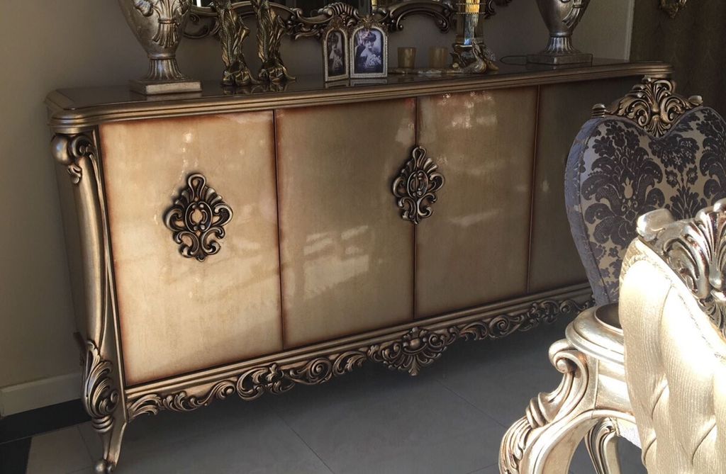 Casa Padrino Luxus Barock Sideboard mit 4 Türen Silber 225 cm - Barock Möbel