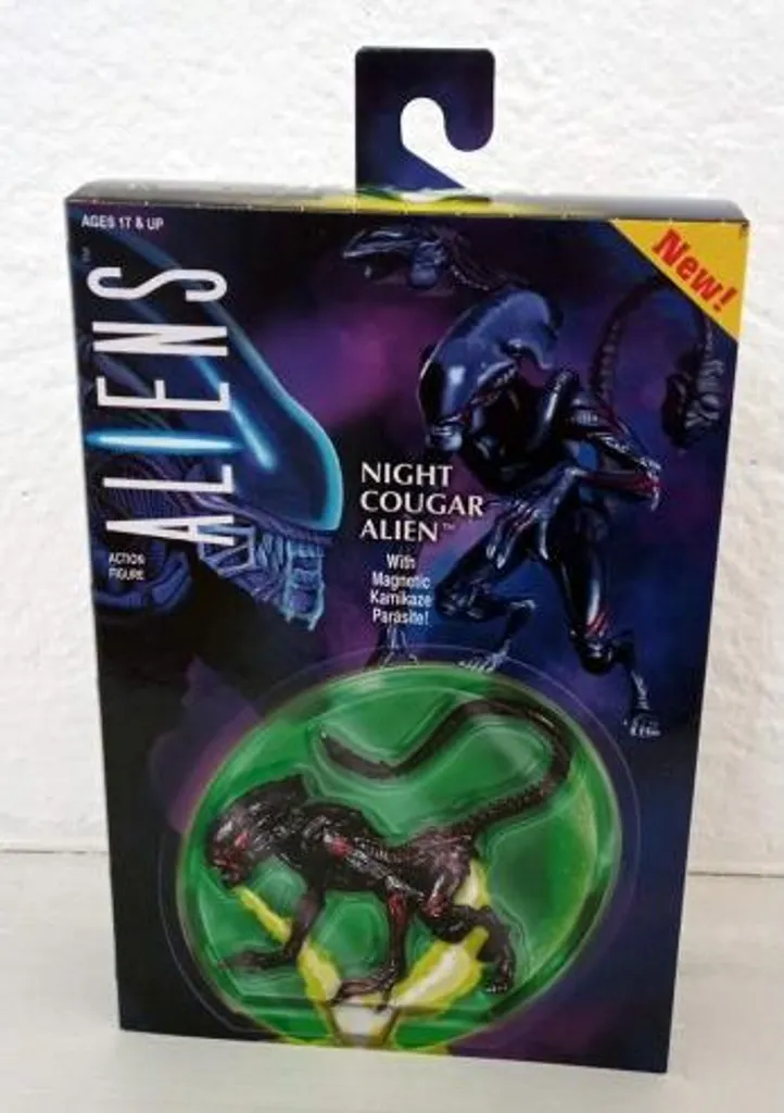 Alien Night Cougar NECA Kenner Tribute avec queue flexible de 23 cm - 13