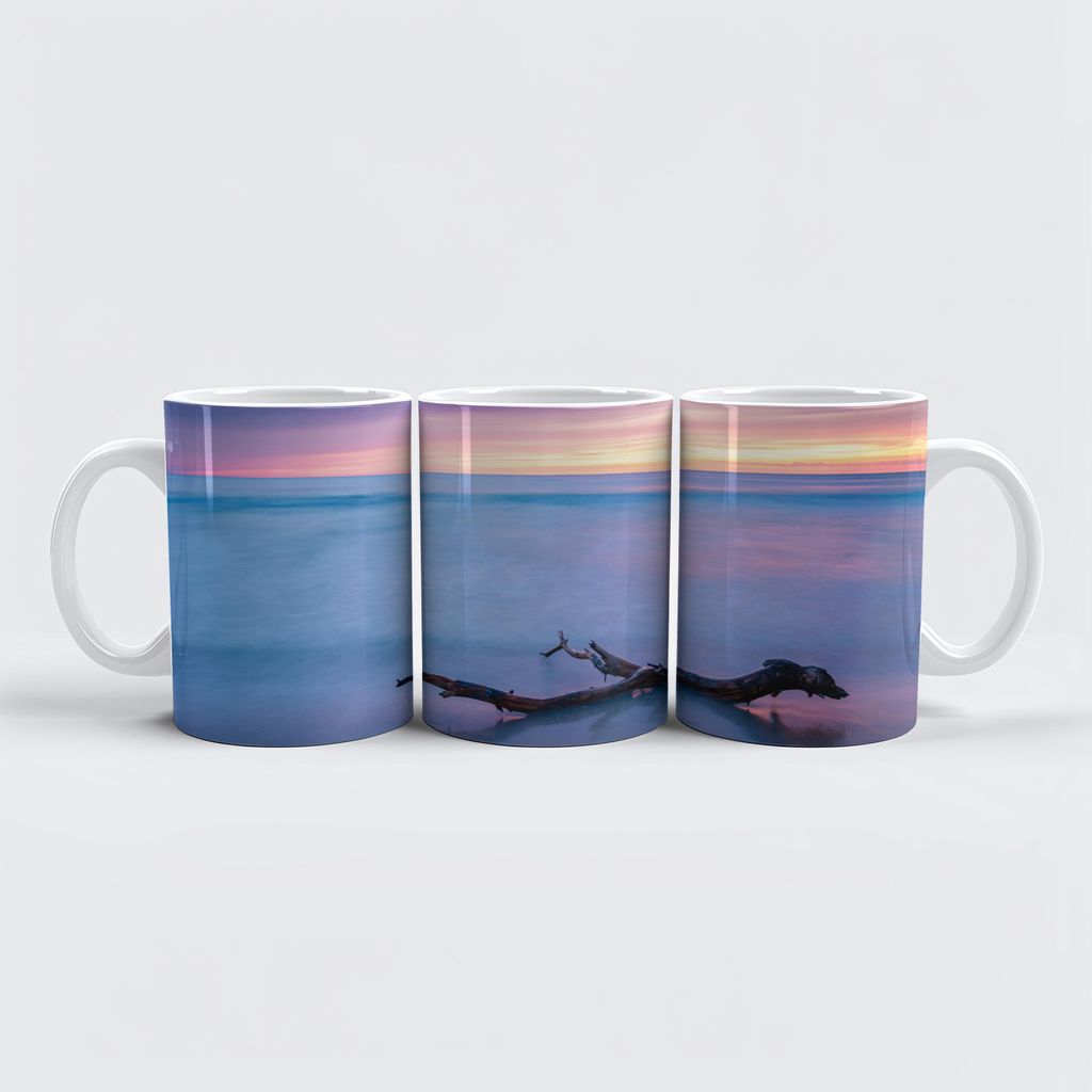 raxxa Premium-Tasse "Abenddämmerung am Strand"