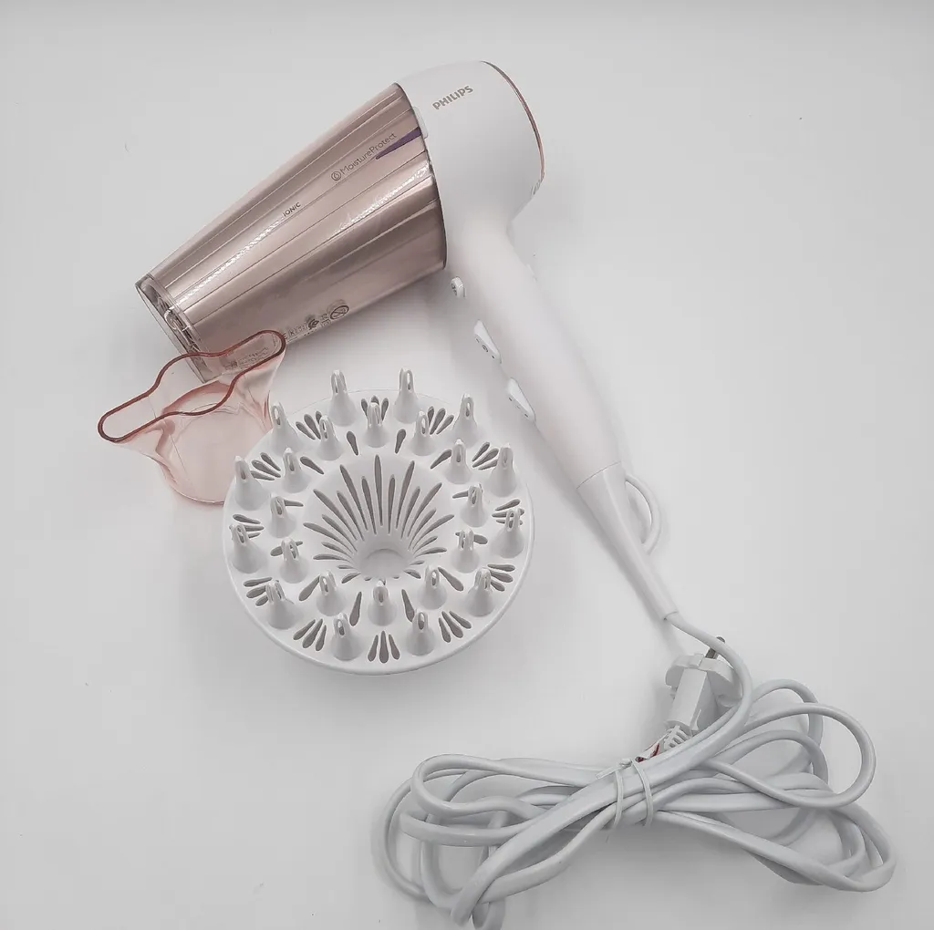 Sèche-Cheveux Philips HP8280/00 Idéal pour Brushing Lisse et Cheveux Hydratés - 8
