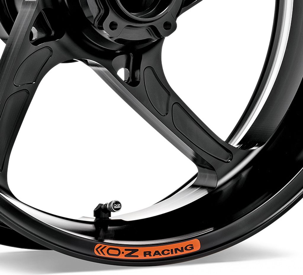 OZ Piega Felgen schwarz glänzend Street Triple R HD04 Produktbild 