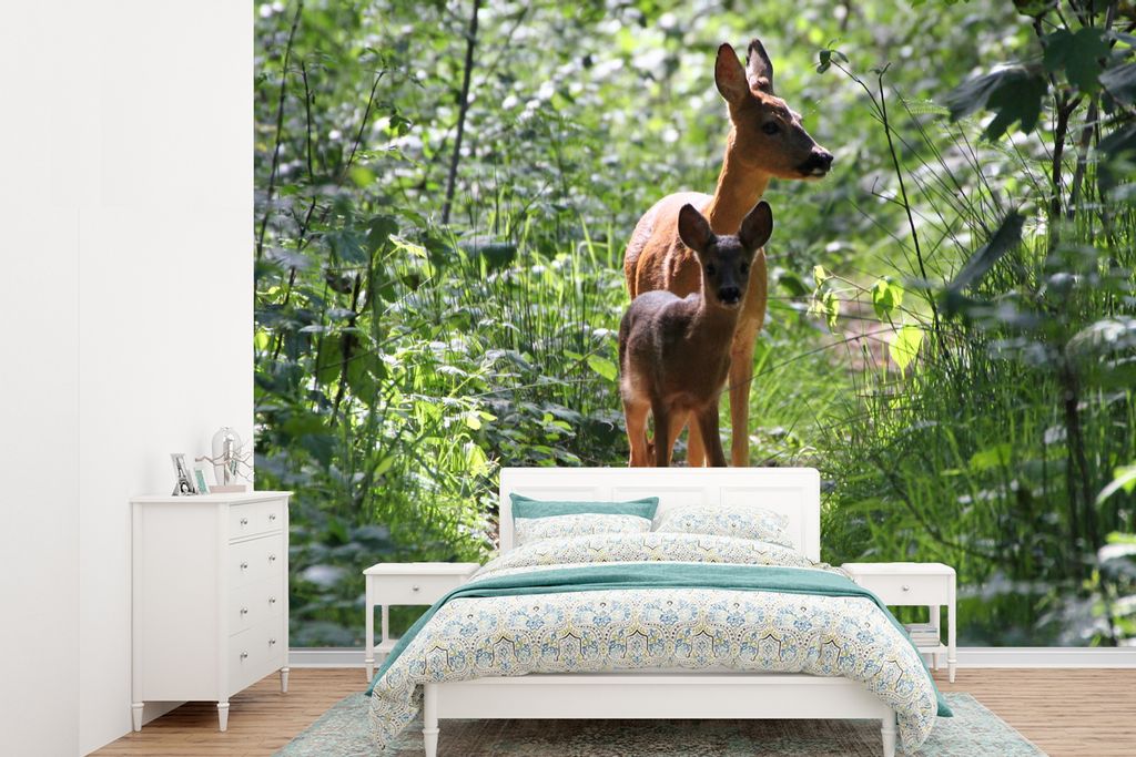 MuchoWow Fototapete für Wohnzimmer oder Schlafzimmer Wandtapete Vinyl Motivtapete Hirsch - Wald - Pfad - 330x240 cm - Vinyltapete
