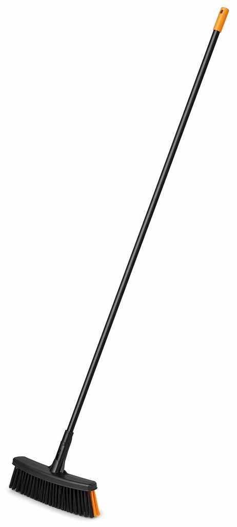 Fiskars Solid Allzweckbesen M Produktbild 