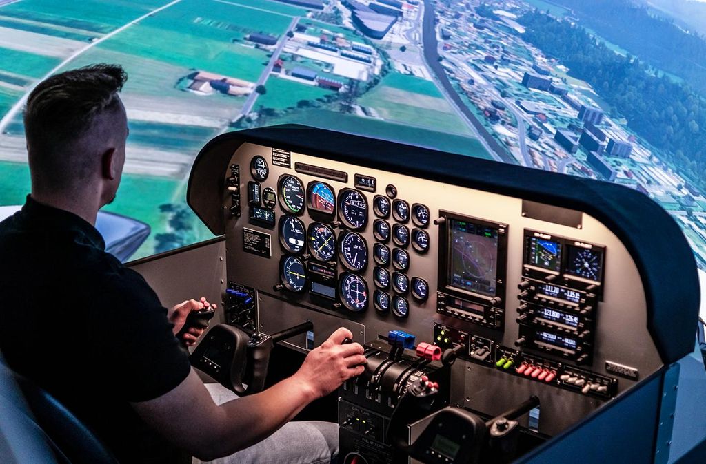 mydays Flugsimulator Raum Karlsruhe (60 Minuten); Erlebnis verschenken oder selbst erleben; Gutschein für 1 Person(en)