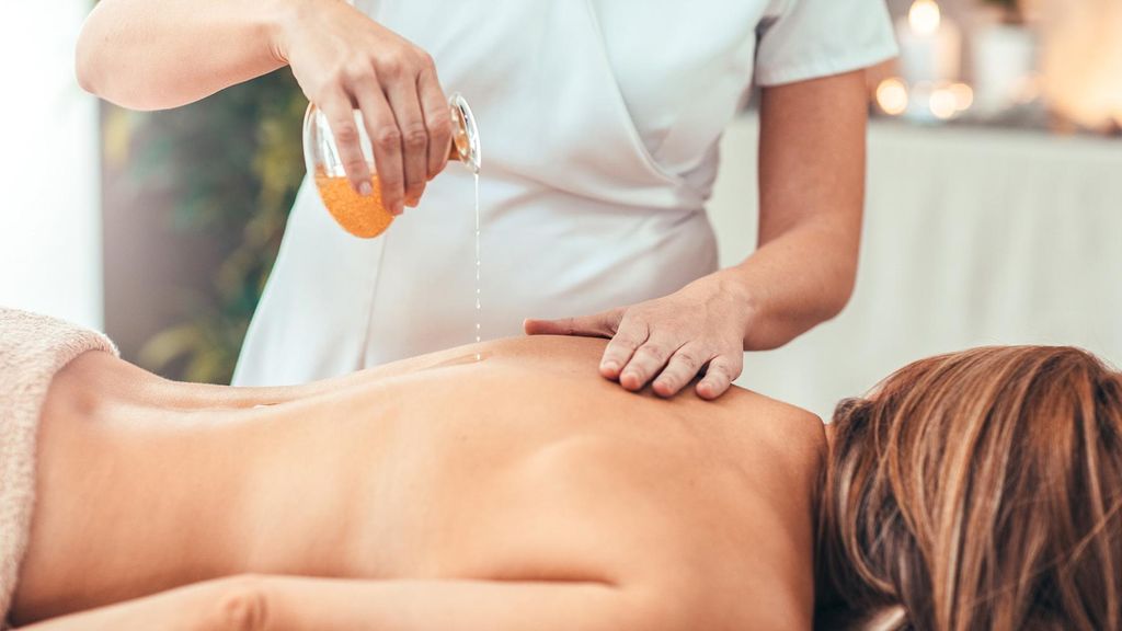 Jochen Schweizer Aromaölmassage Gießen; Erlebnis verschenken oder selbst erleben; Gutschein gültig für 1 Person