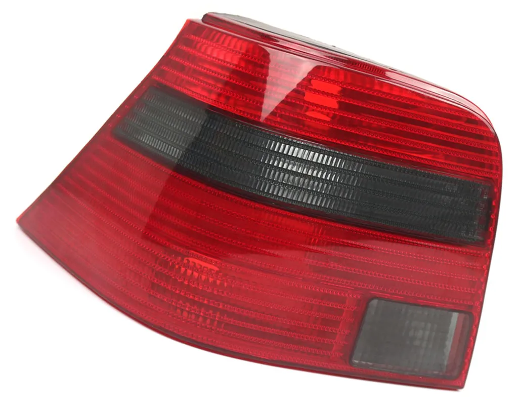 Feu arrière pour Volkswagen Golf MK4 Hayon 1997-2005 - Réf GZ.MA066KL