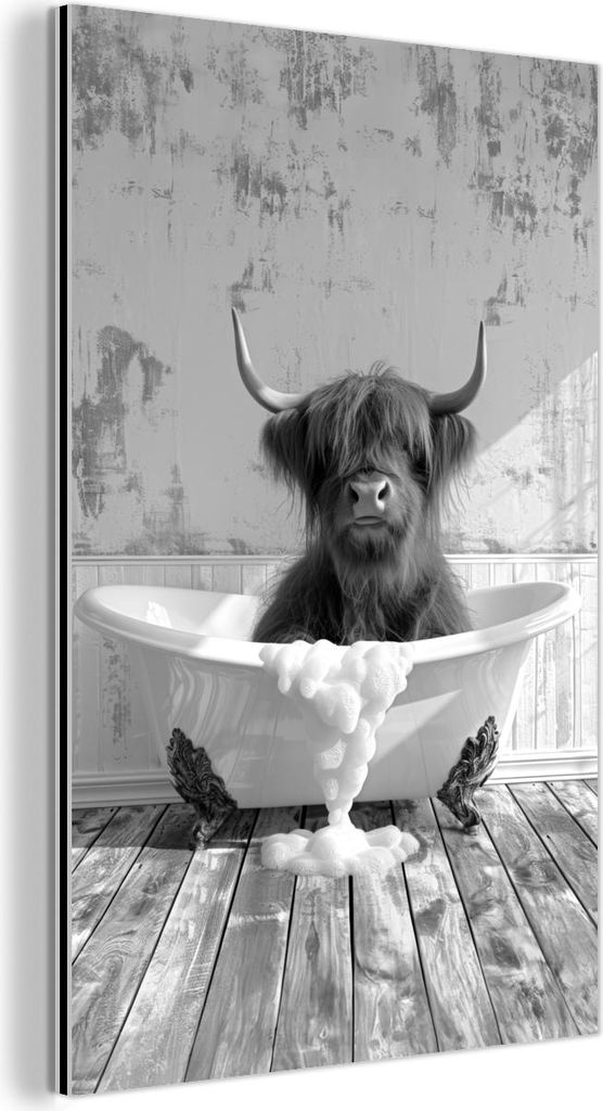 MuchoWow Wanddekoration Metall Metallbild Wandkunst 60x90 cm Scottish Hochlandrind - Tier - Badewanne - Schwarz - Weiß MuchoWow Aluminium Gemälde...