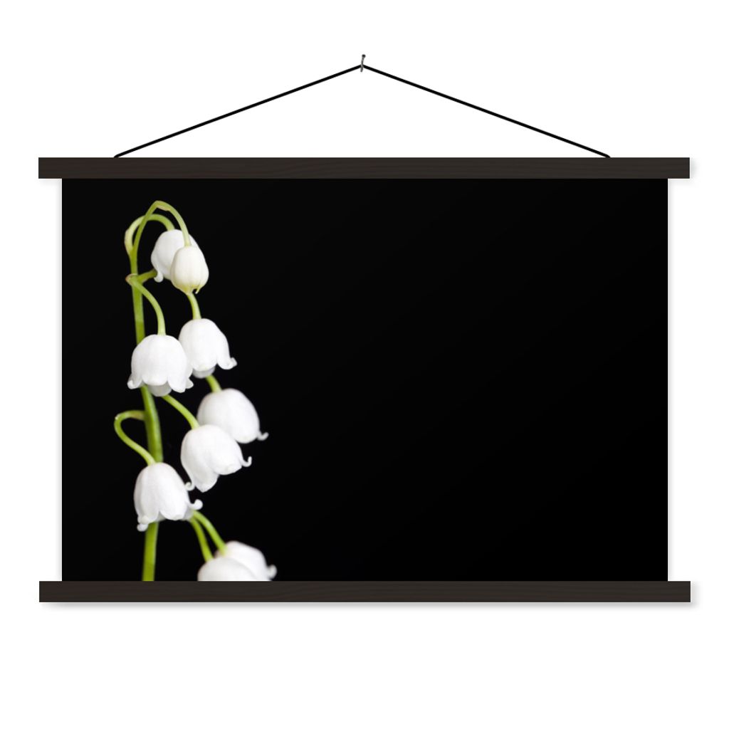 MuchoWow Textilposter Maiglöckchen - Blumen - Schwarz - Flora 60x40 cm mit schwarzem Rahmen - Hölzernes